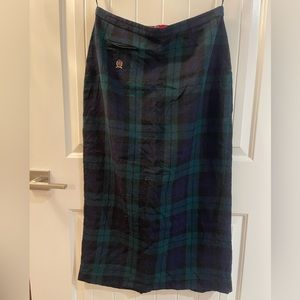 Tommy Hilfiger navy green tartan long skirt size 14